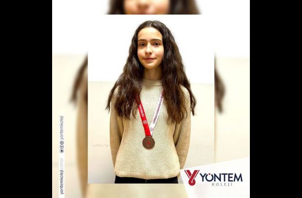 10-11 Aralık tarihlerinde düzenlenen  Konya İl Birinciliği Satranç Turnuvası'nda 10 Yaş Altı Konya 1.si  Zeynep Elçin Eren