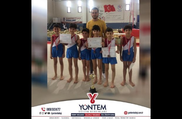 Okullar Arası Artistik Cimnastik Yarışmaları'nda Erkekler Minik A Kategorisi'nde Meram Yöntem Koleji Konya 3.sü olmuştur.