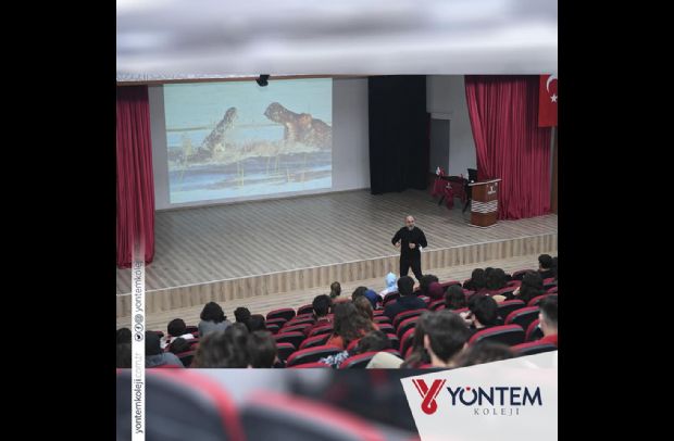 12. Sınıf Öğrencilerimize YKS Motivasyon Semineri...