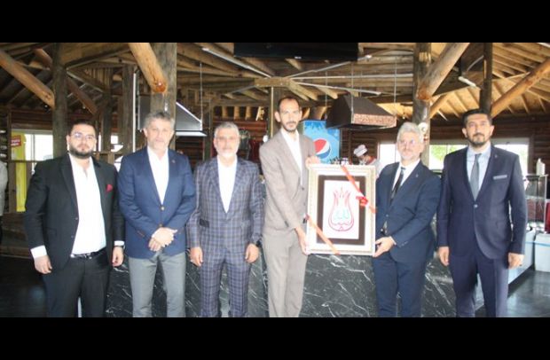 Girişimci İşadamları Vakfı'ndan Yöntem Eğitim Kurumlarına anlamlı ziyaret...